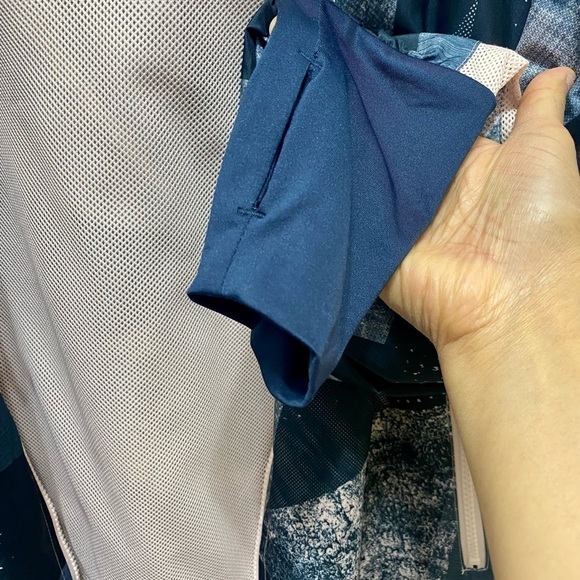 - ZYIA Colorful Windbreaker - Picture 7 of 7